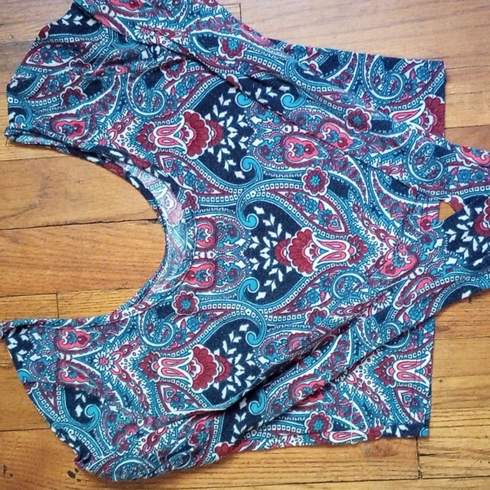 Patterned Crop Top - image 4